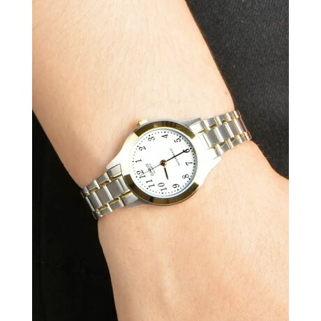 Reloj análogo Casio resistente al agua Reloj análogo Casio resistente al agua