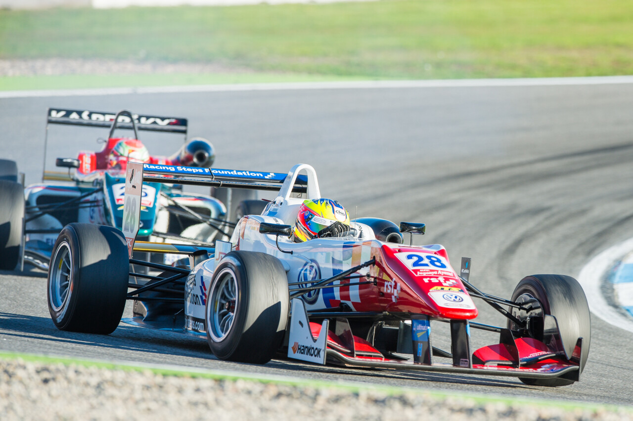 2014-f3-hockenheimringii-jake-de.jpg