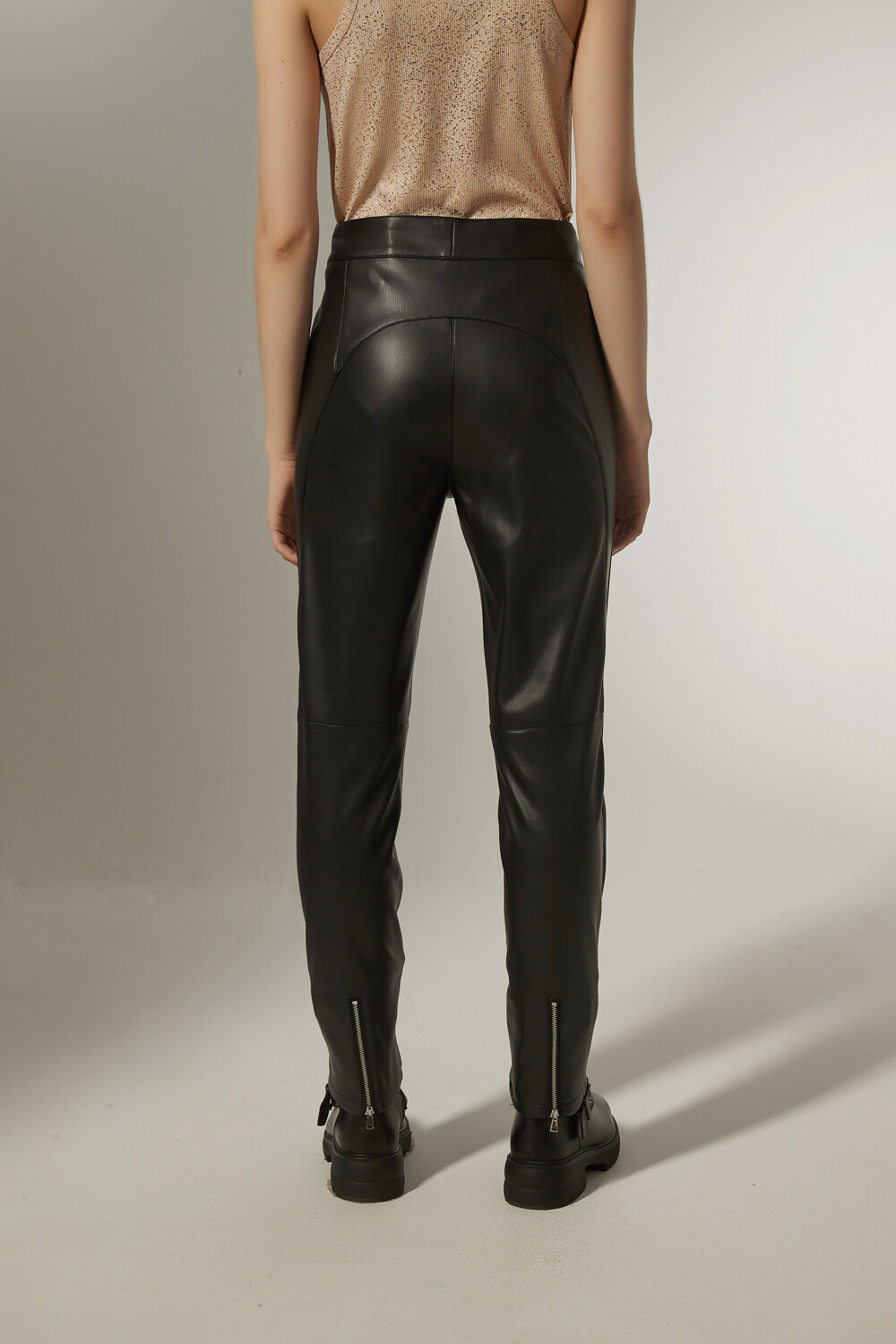 Pantalon Polat Negro