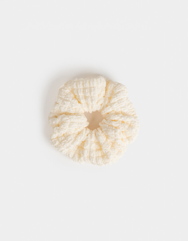 Skunzies Animalito Scrunchie Texturada - Blanco Crudo