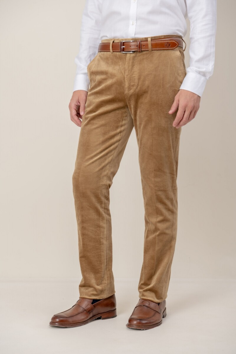 Pantalón Corduroy classic fit - Beige 