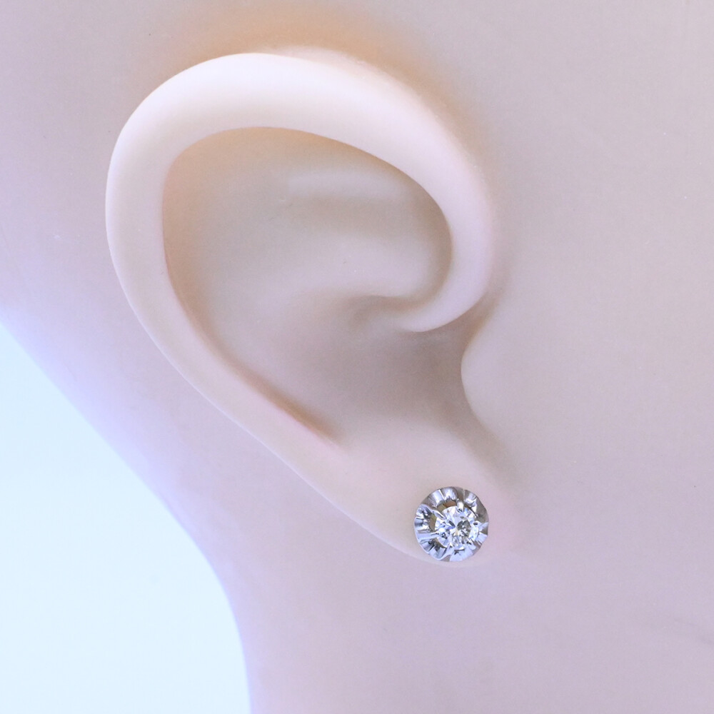 Caravanas oro 18k 2 tonos con brillantes. Caravanas oro 18k 2 tonos con brillantes.