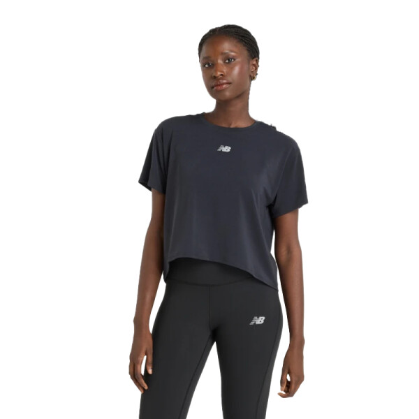 Remera New Balance Drapey Relaxed Negro
