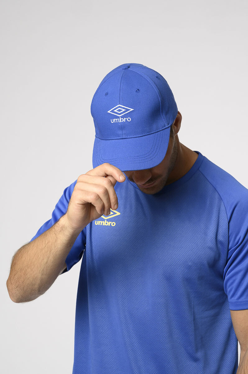 Gorro Caphat Umbro - 069 