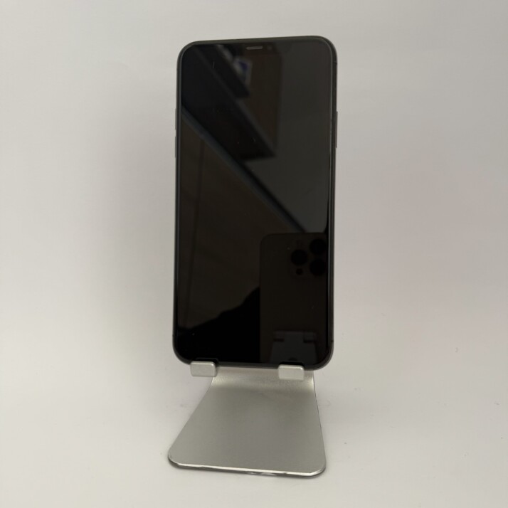 iPhone 11 Pro Max 64 GB - Graphite iPhone 11 Pro Max 64 GB - Graphite