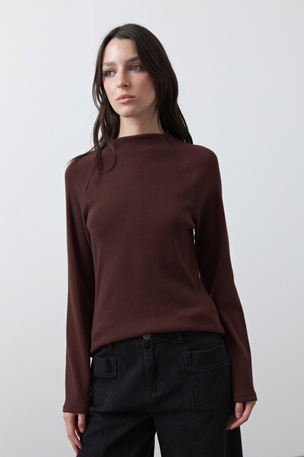 POLERA LUAN Chocolate