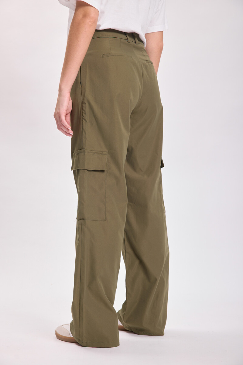 Pantalón casual cargo Verde