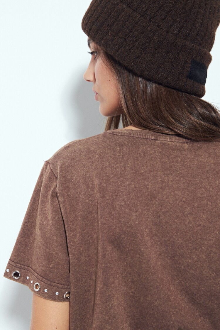 REMERA FITTONIA Chocolate