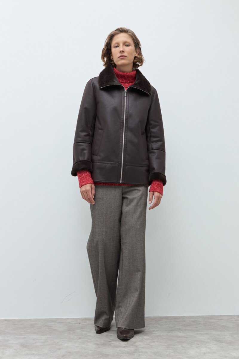 Chaqueta eco cuero con piel chocolate
