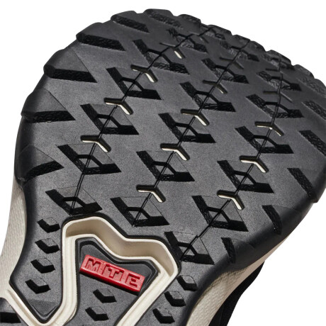 VANS MTE CROSSPATH Black White
