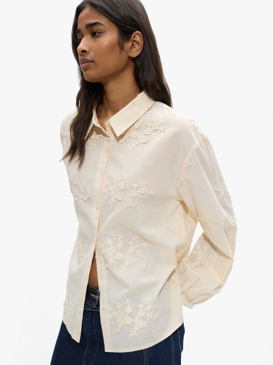 Camisa Con Bordados 100% Algodón crudo
