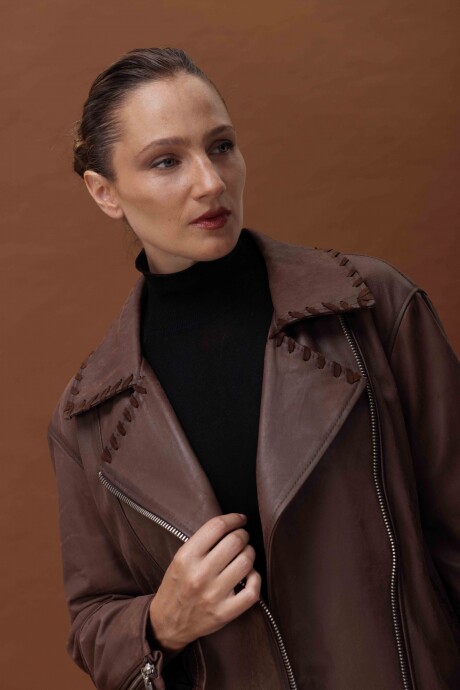 MUNICH FW26 CHAQUETA MARRÓN GASTADO