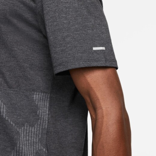 Remera Nike Running Hombre Df Run Dvn Core SS TOP Black S/C