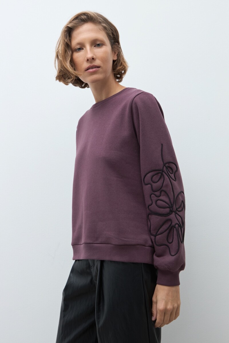 Sweatshirt con apliques en mangas ciruela