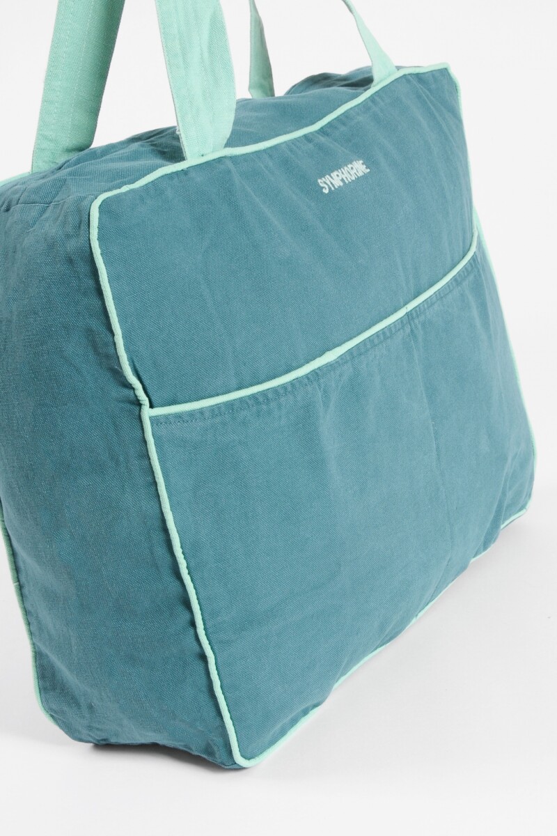 Bolso con vivos en contrastes verde