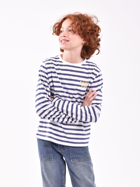 REMERA AYOZE VARIANTE 1