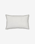 Almohadón Sinet de lino blanco con bordado negro 30 x 50 cm