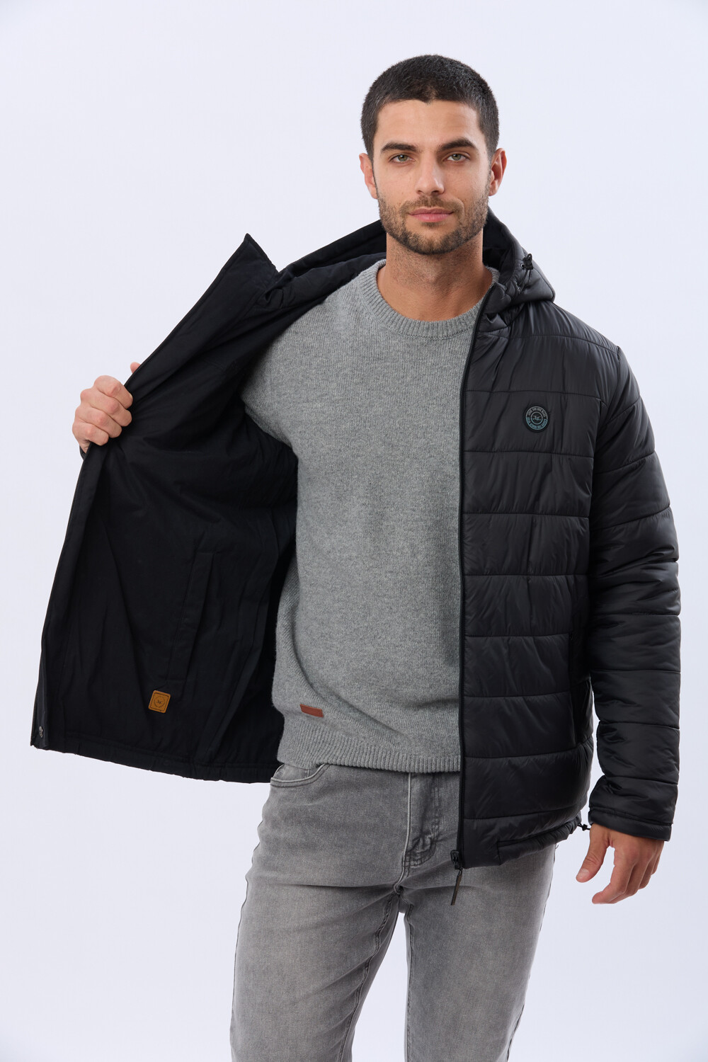 CAMPERA REVERSIBLE CAPITONEADA Negro