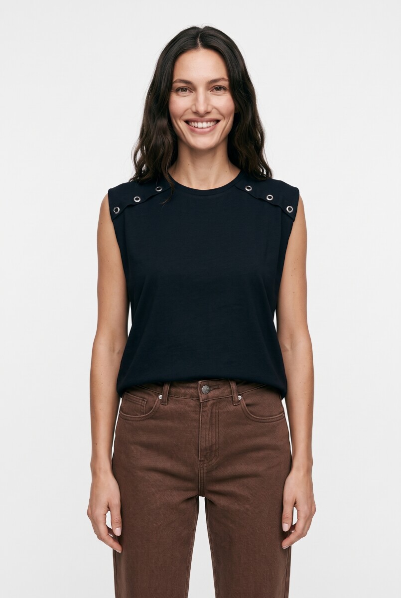 REMERA ARMELIA - NEGRO. 