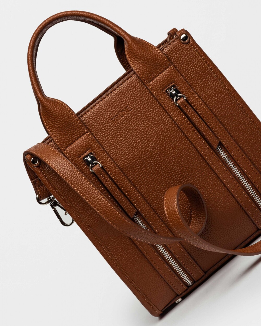 Cartera de Mano Oak en Efecto Cuero Liso Marron