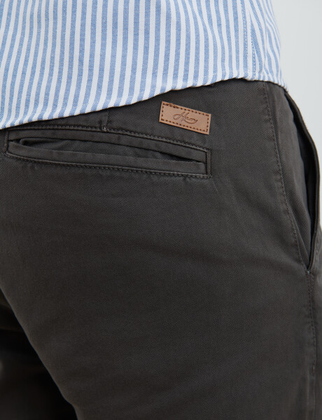080321 PANTALON HARRY Tostado