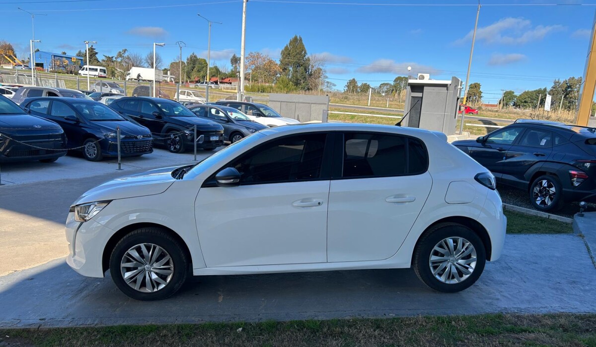 Peugeot 208 Like Pack 1,2 - 2022 Peugeot 208 Like Pack 1,2 - 2022