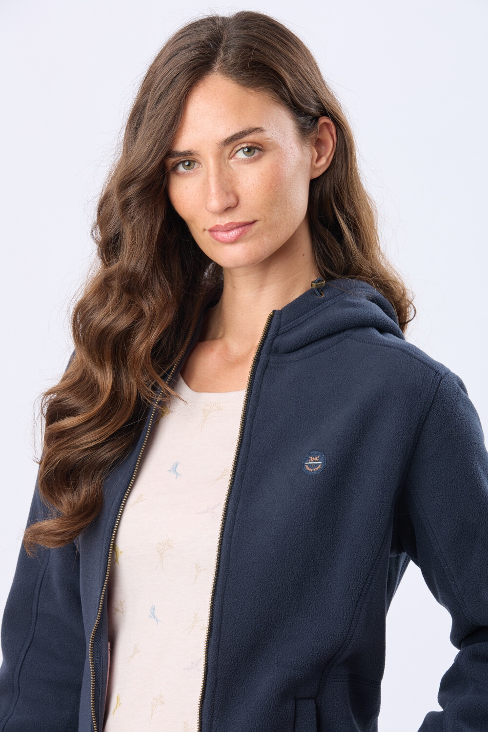 CAMPERA POLAR CON CAPUCHA Azul