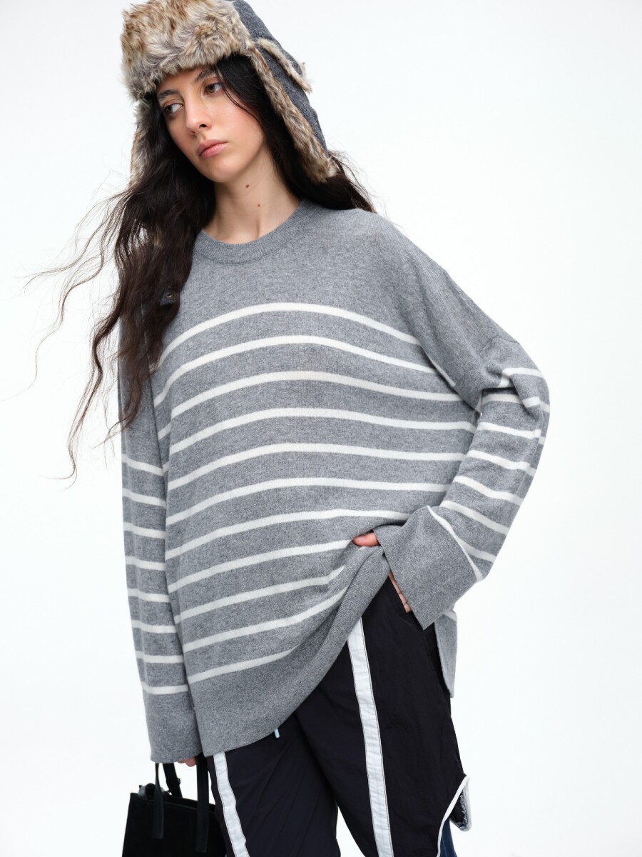 SWEATER RAYAS 