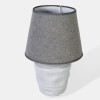LAMPARA GRIS OSC C/BASE CERAMICA BLANCO P/MESA Unica