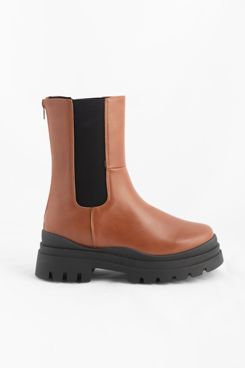Bota media caña Camel