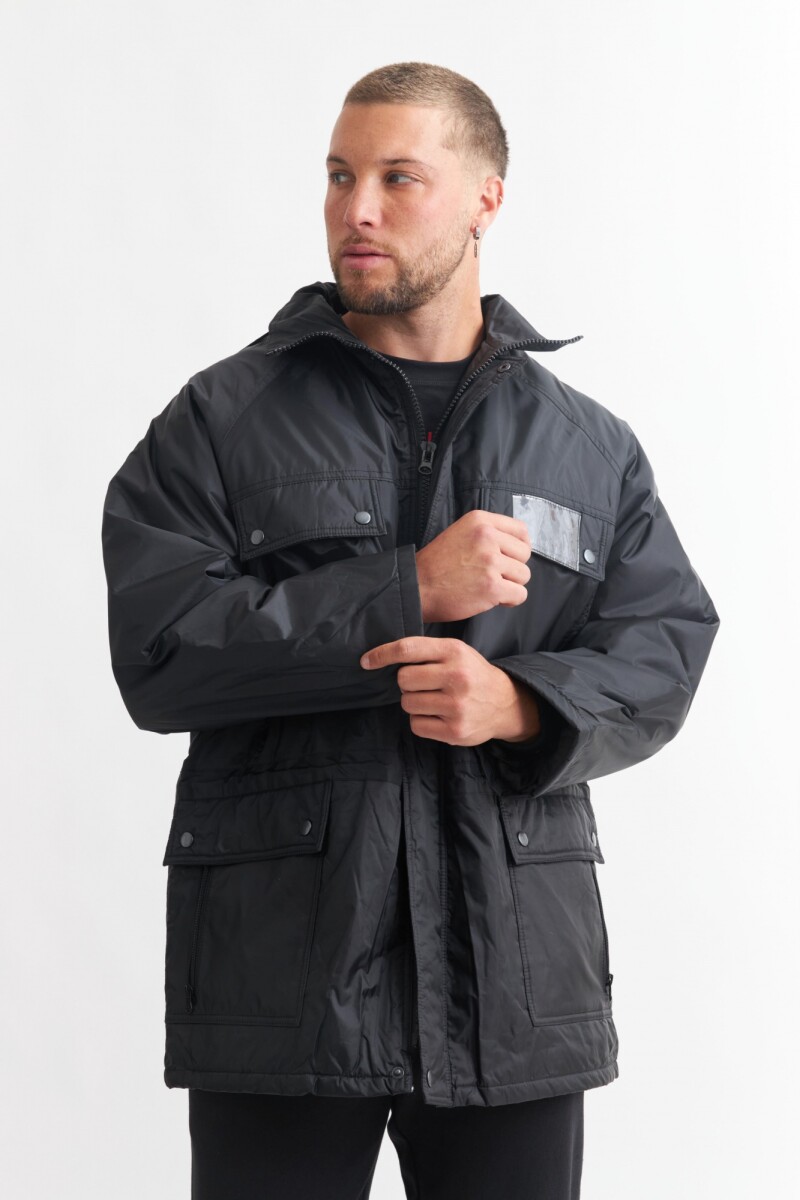 Campera impermeable NEGRO
