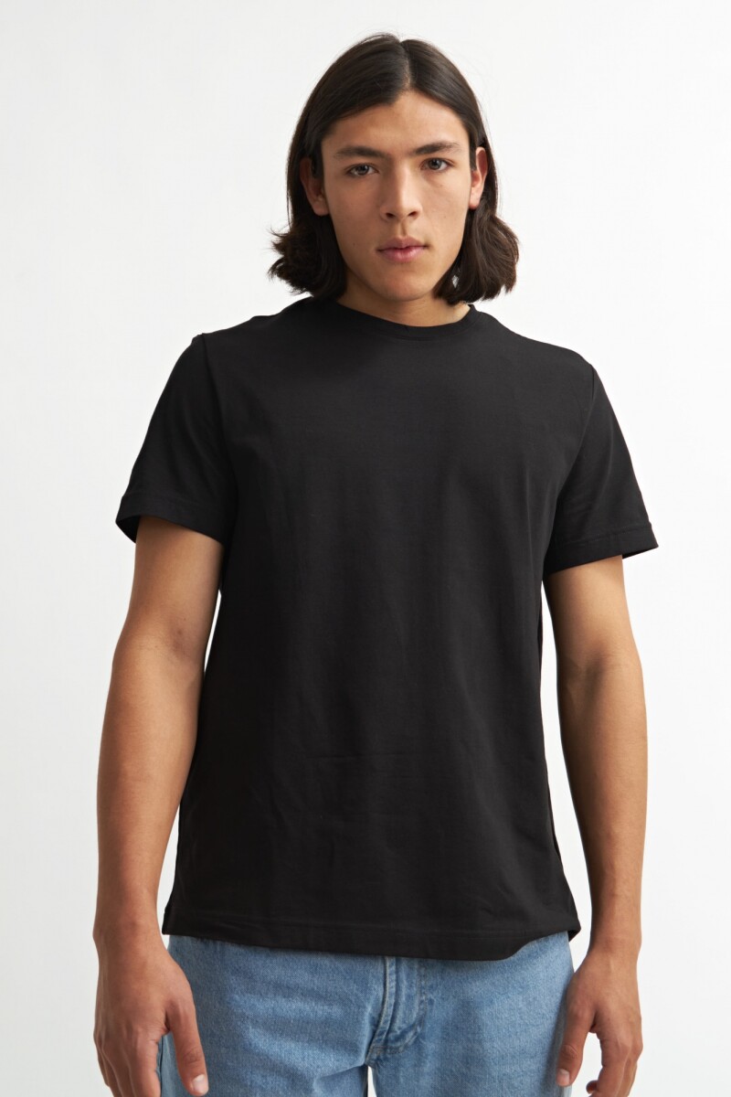 Remera m/c básica - NEGRO 