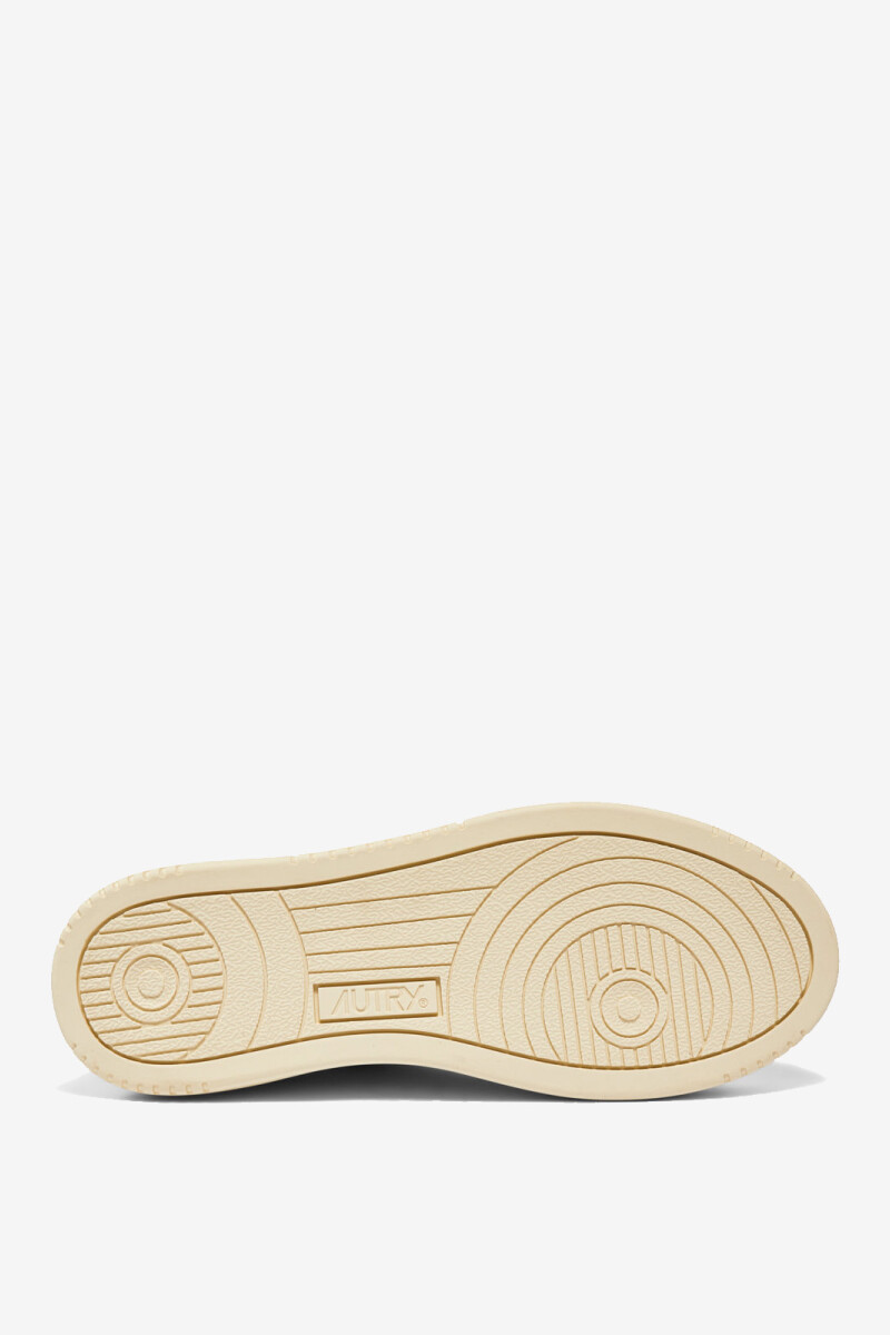 ZAPATILLA PLATFORM LOW Plata