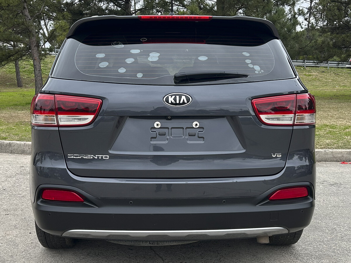 Kia Sorento 7 pas EXCELENTE ESTADO! | Permuta / Financia Kia Sorento 7 pas EXCELENTE ESTADO! | Permuta / Financia