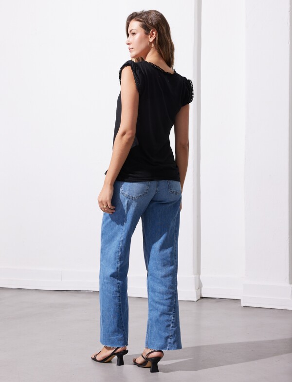Remera Puntilla NEGRO