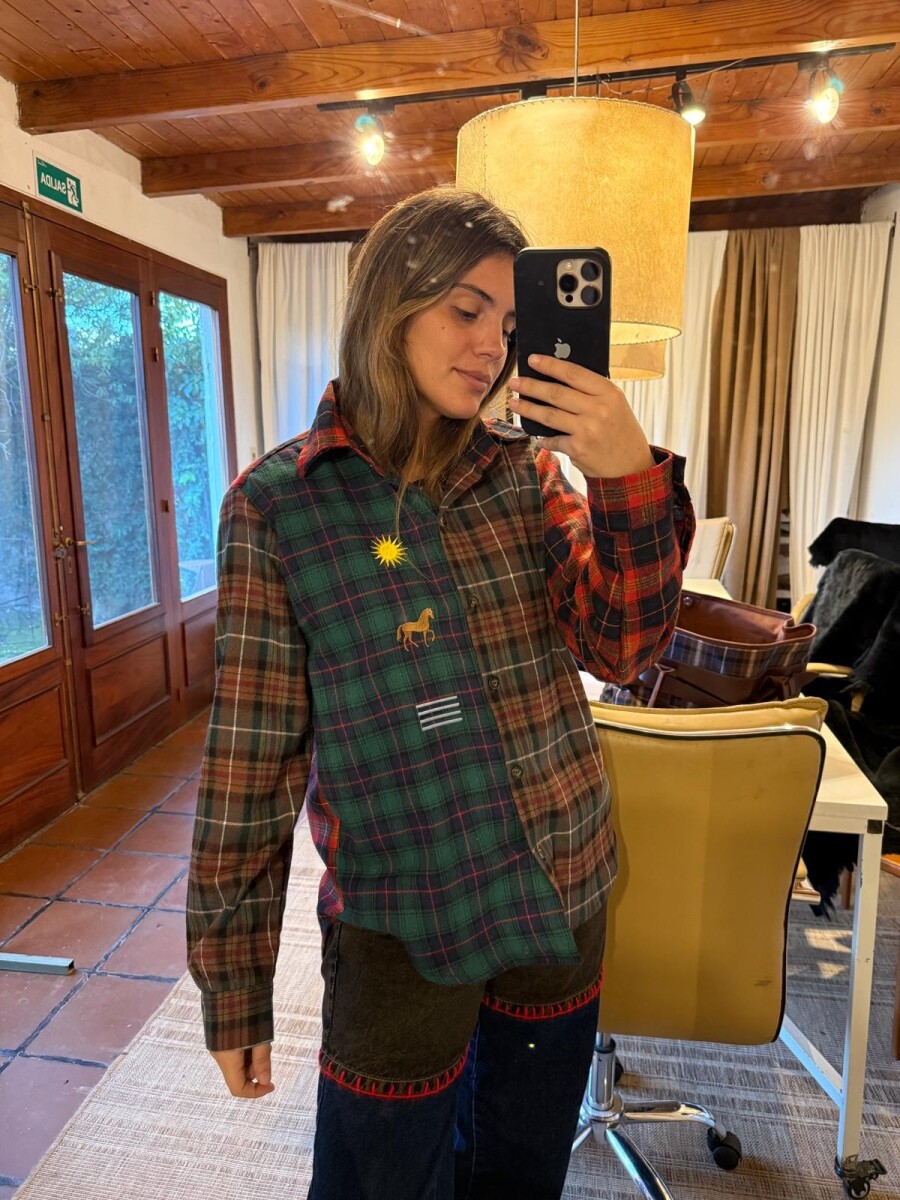 Charrúa Shirt Cuadrillé - Verde / Rojo 