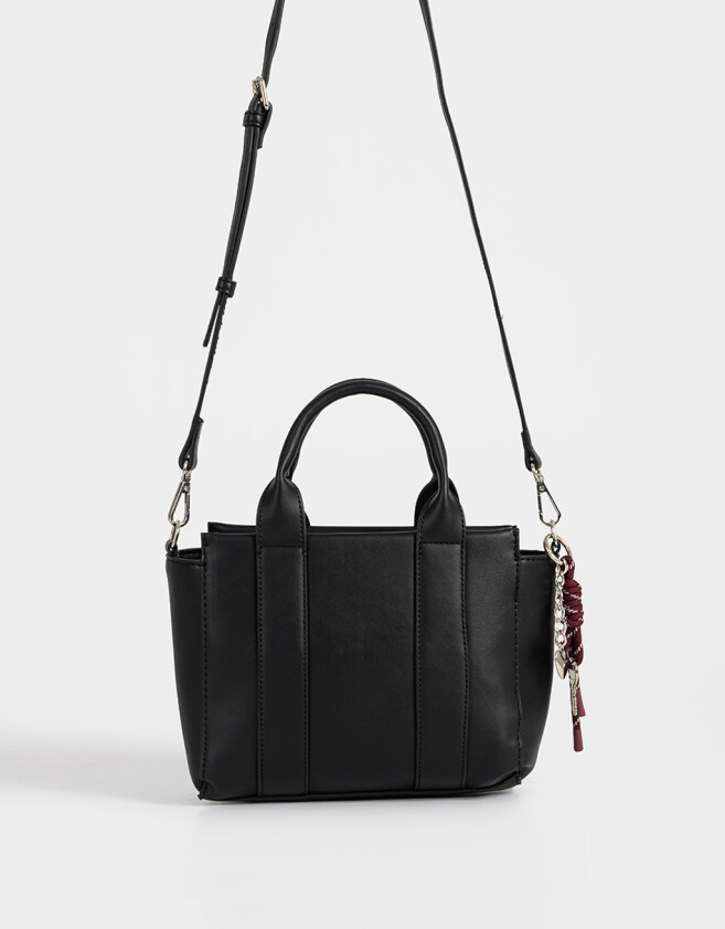 City Cartera City Con Charm - Negro