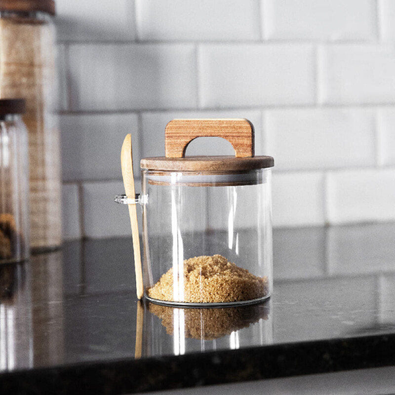 Contenedor de vidrio tapa y cuchara 600ml Contenedor de vidrio tapa y cuchara 600ml