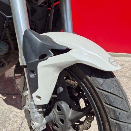 Benelli TNT150i Usada Benelli TNT150i Usada