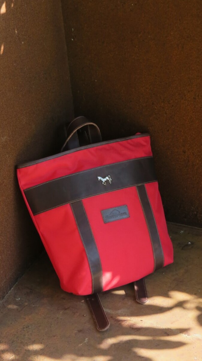 Mustang Backpack - Chocolate / Rojo 