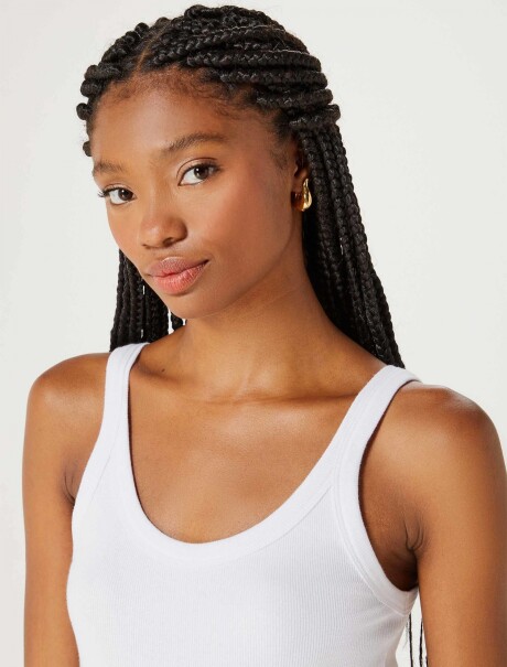 MUSCULOSA BÁSICA SLIM BLANCO