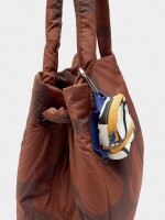 Bolso Shopper De Nylon Estampado Con Colgante burdeos