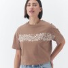 Remera Roxy con estampa Marron