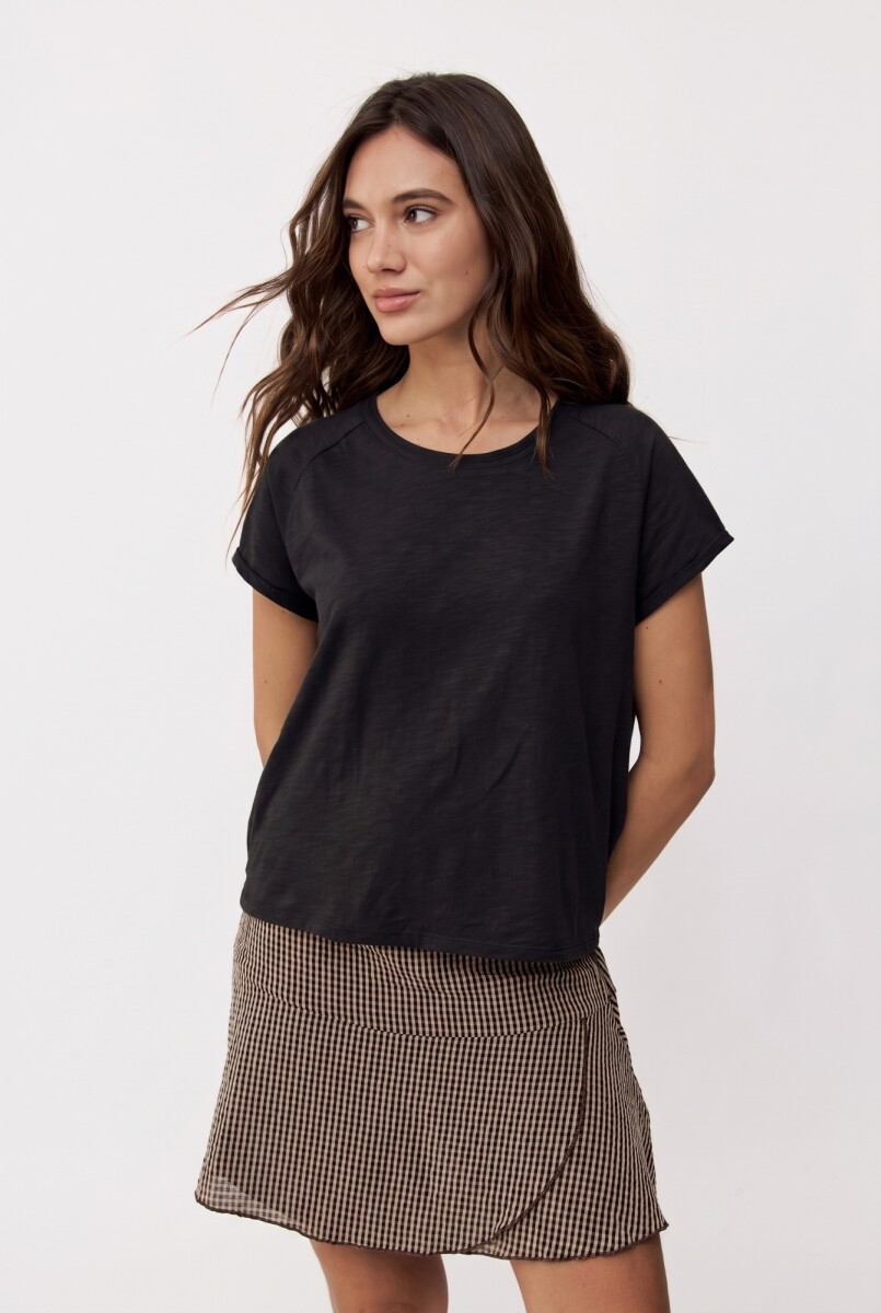 REMERA FEME 