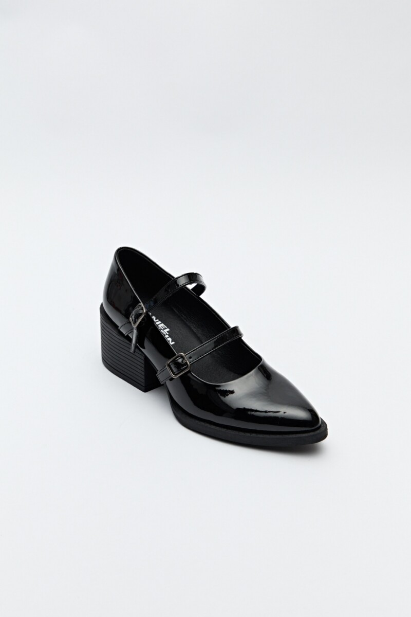 ZUECO NUVUS Charol Negro
