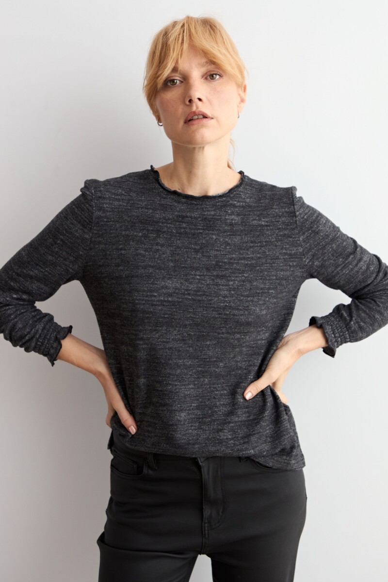 Media polera texturada gris melange