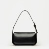 Cartera al hombro Leaf en efecto cuero liso Negro