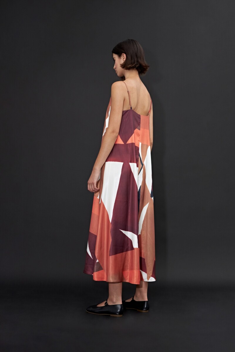 Maxi vestido con estampa abstracta lacre