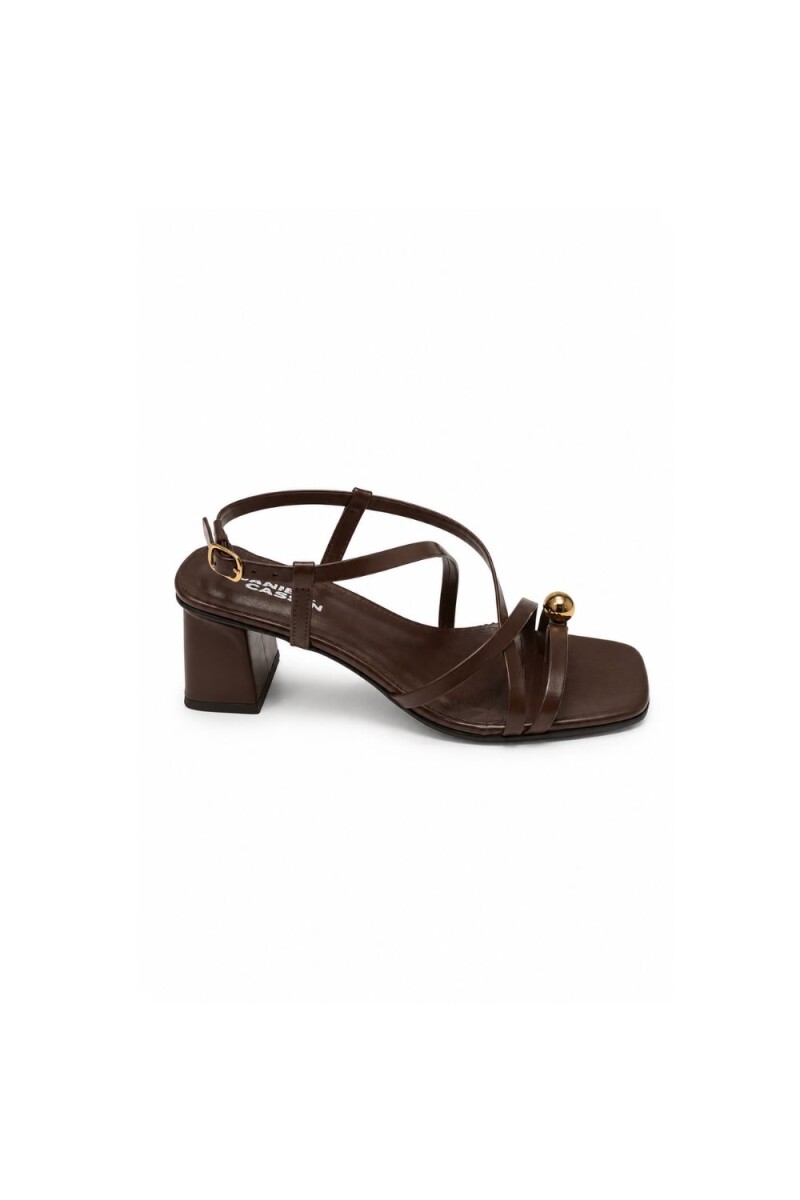 SANDALIA MUST Chocolate