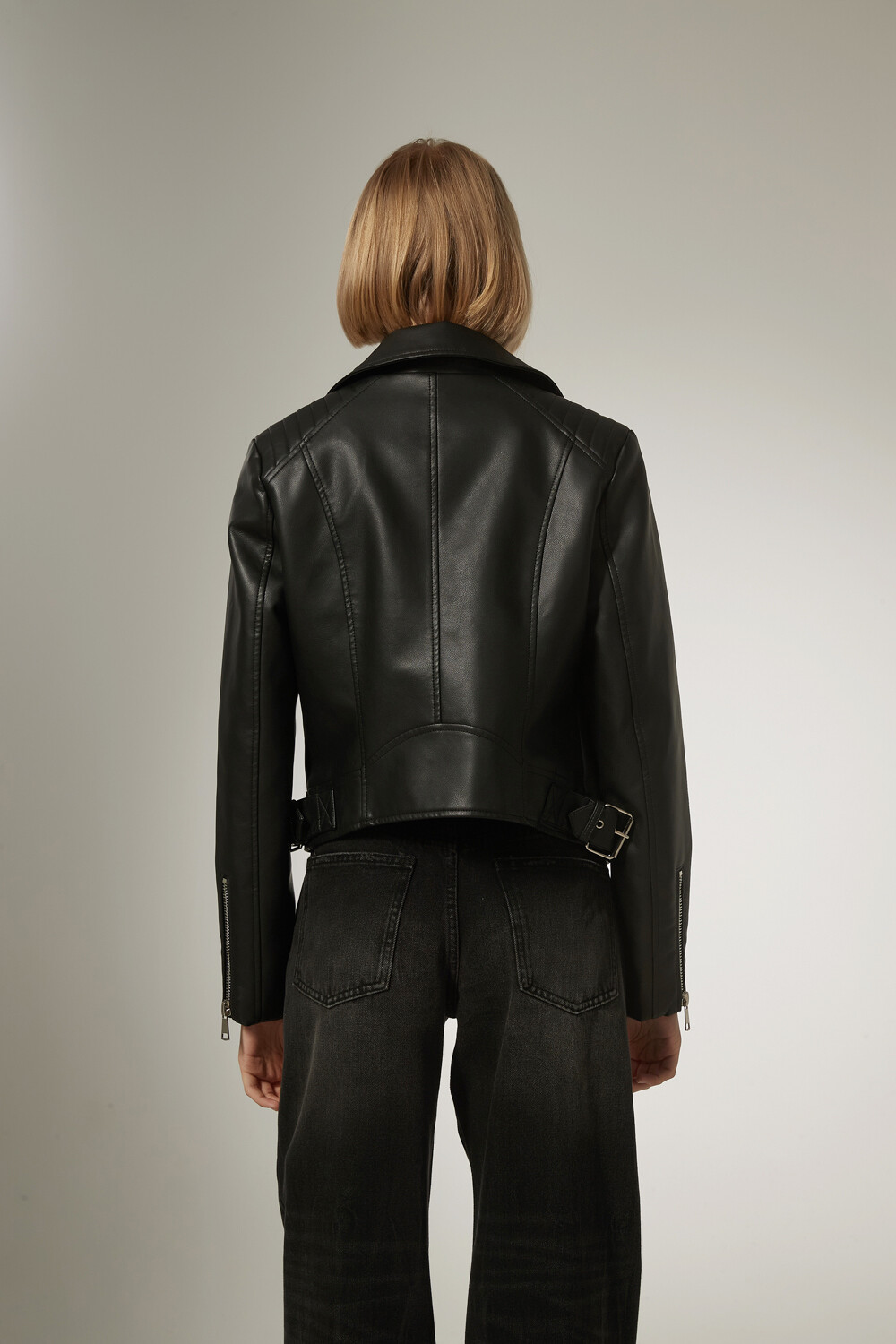 Campera Larissa Negro